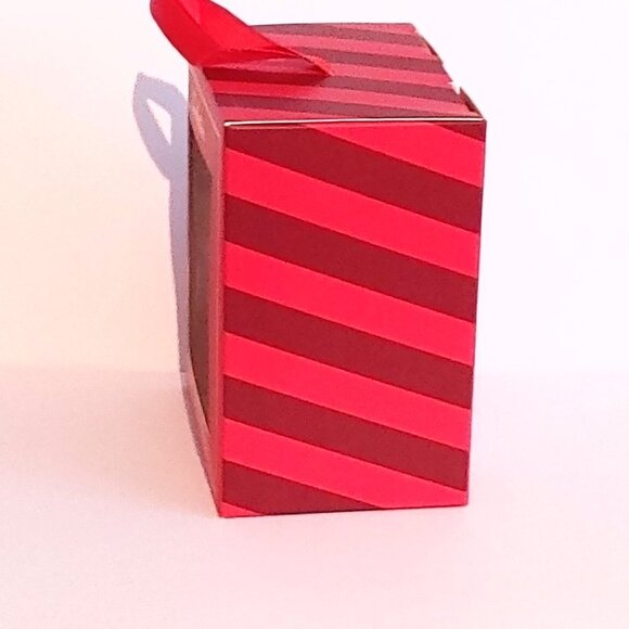 ADORABLE 2023 Tim Hortons Snowman Ornament BNIP Hockey Stick Timbits Box… - Picture 7 of 8